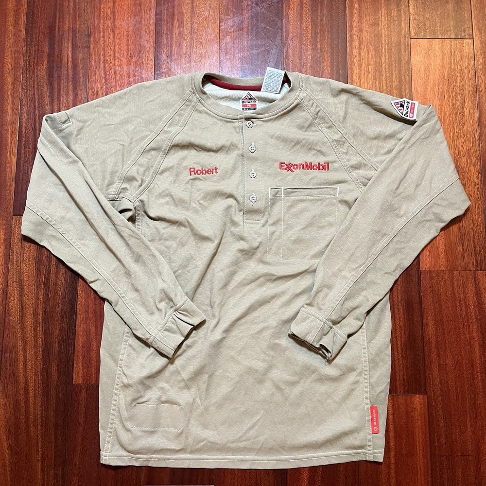 Bulwark FR Shirt Mens Small Tan Beige Iq Series Exxon Mobil Henley Long Sleeve